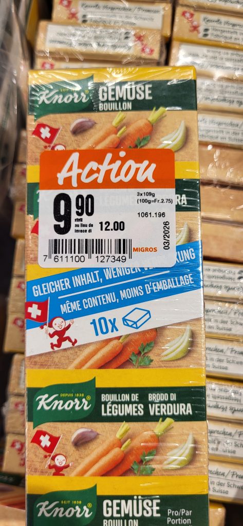 Preisschild auf einer Packung Bouillonwürfel
